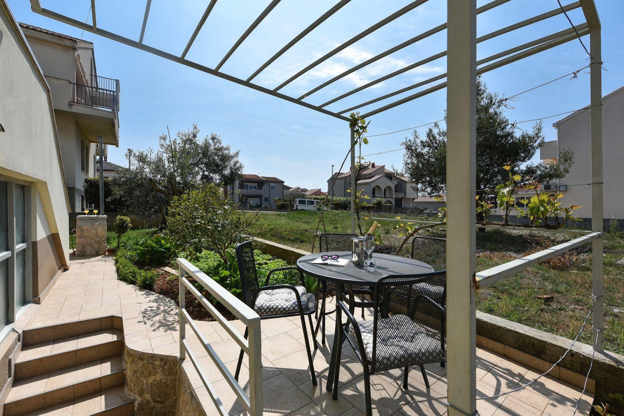 Adria Apartments Задар Екстериор снимка